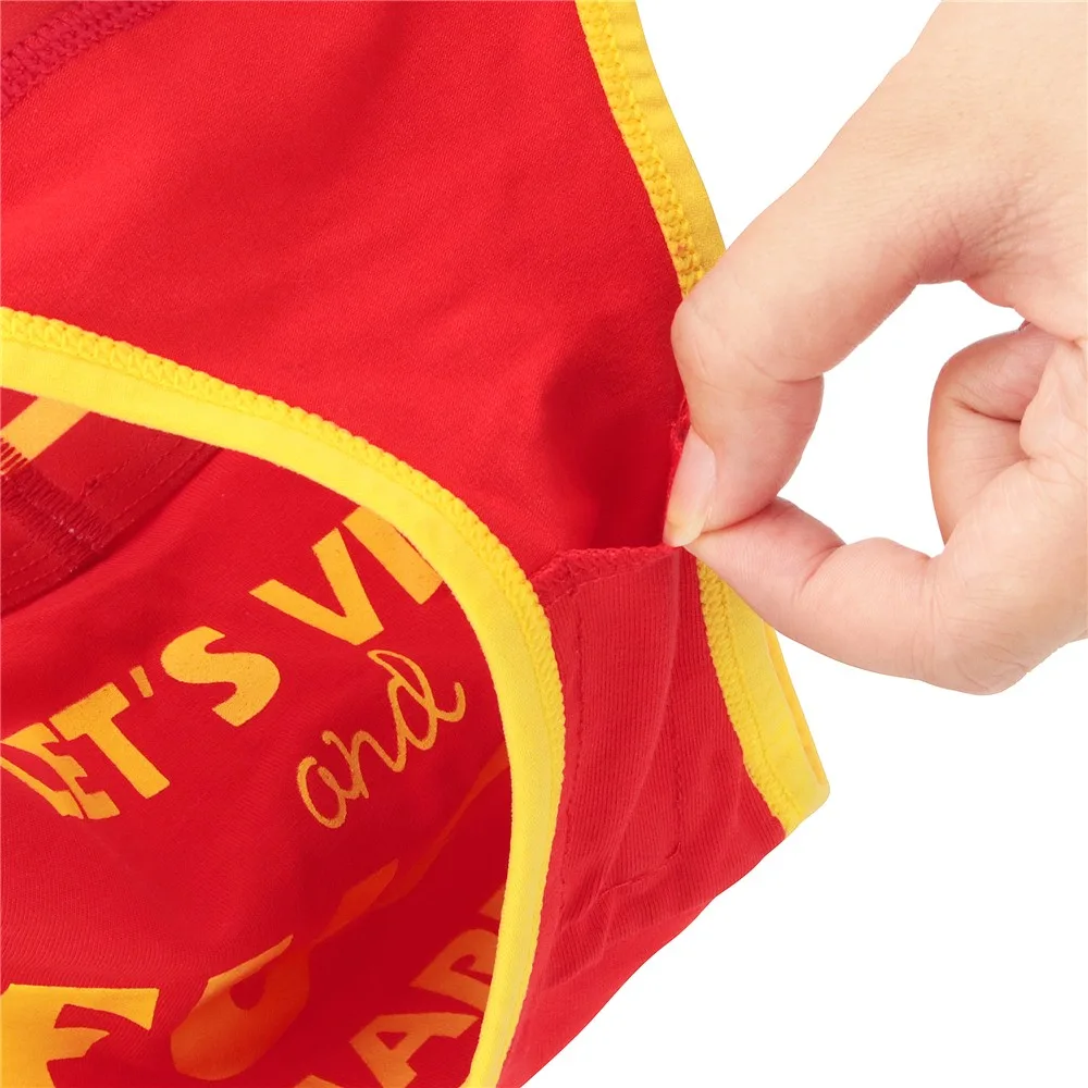 Lovetoy vibráló távirányítós bugyi – piros/sárga mintás, XL-2XL
